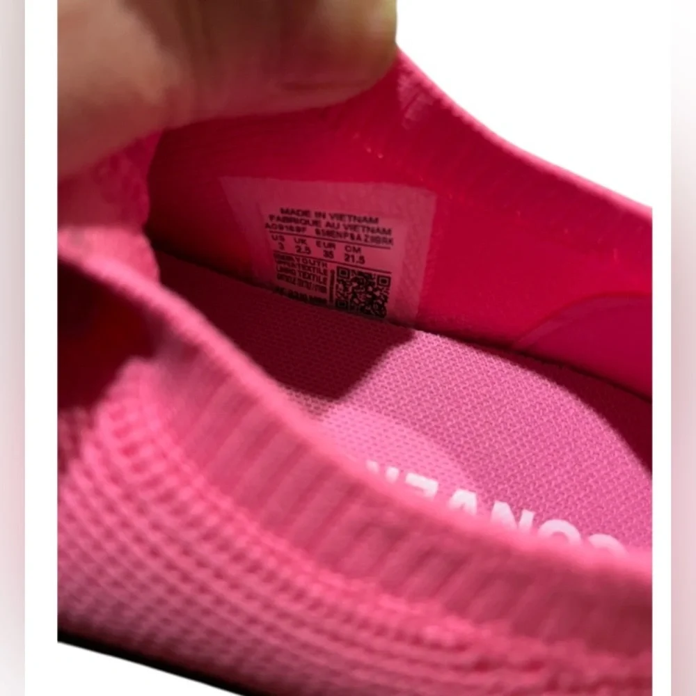 GIRLS CONVERSE ALL STAR SNEAKERS - Picture 2 of 11